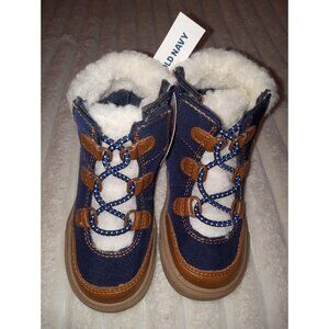 Old Navy Baby Boy Fur Lined Boots Size 5 New with Tags Brown Blue White